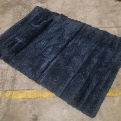 QUALITY DESIGNER AREA RUG APPROXIMATELY 120×170CM