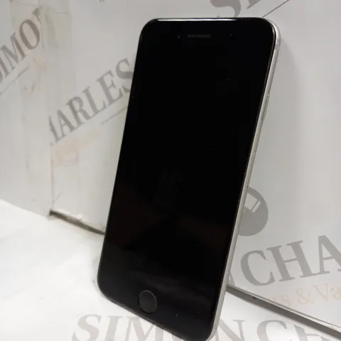 APPLE IPHONE 6 - SILVER
