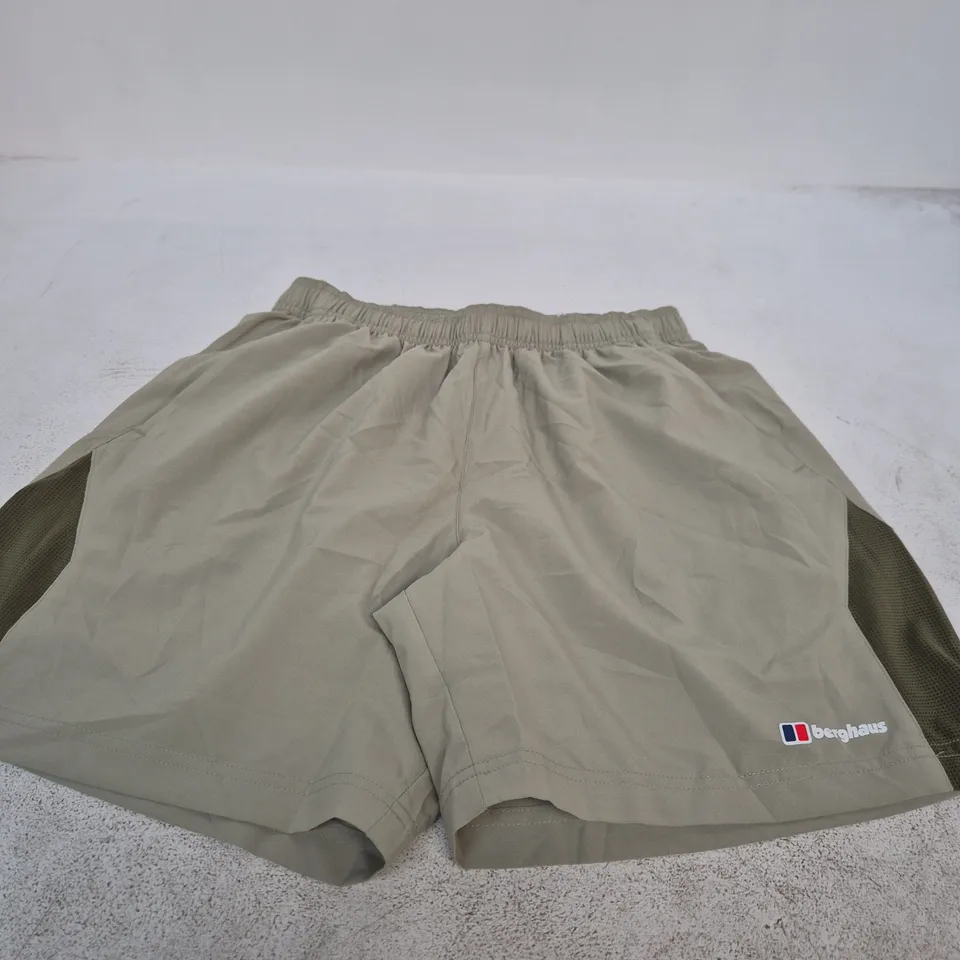 BERGHAUS MEN'S KHAKI SHORTS – M