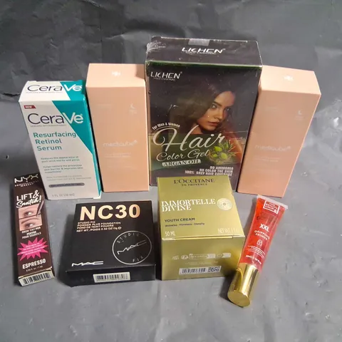 APPROXIMATELY 20 ASSORTED HEALTH AND BEAUTY PRODUCTS TO INCLUDE; LICHEN, NYX, LOCCITANE AND THE BEAUTY CROP