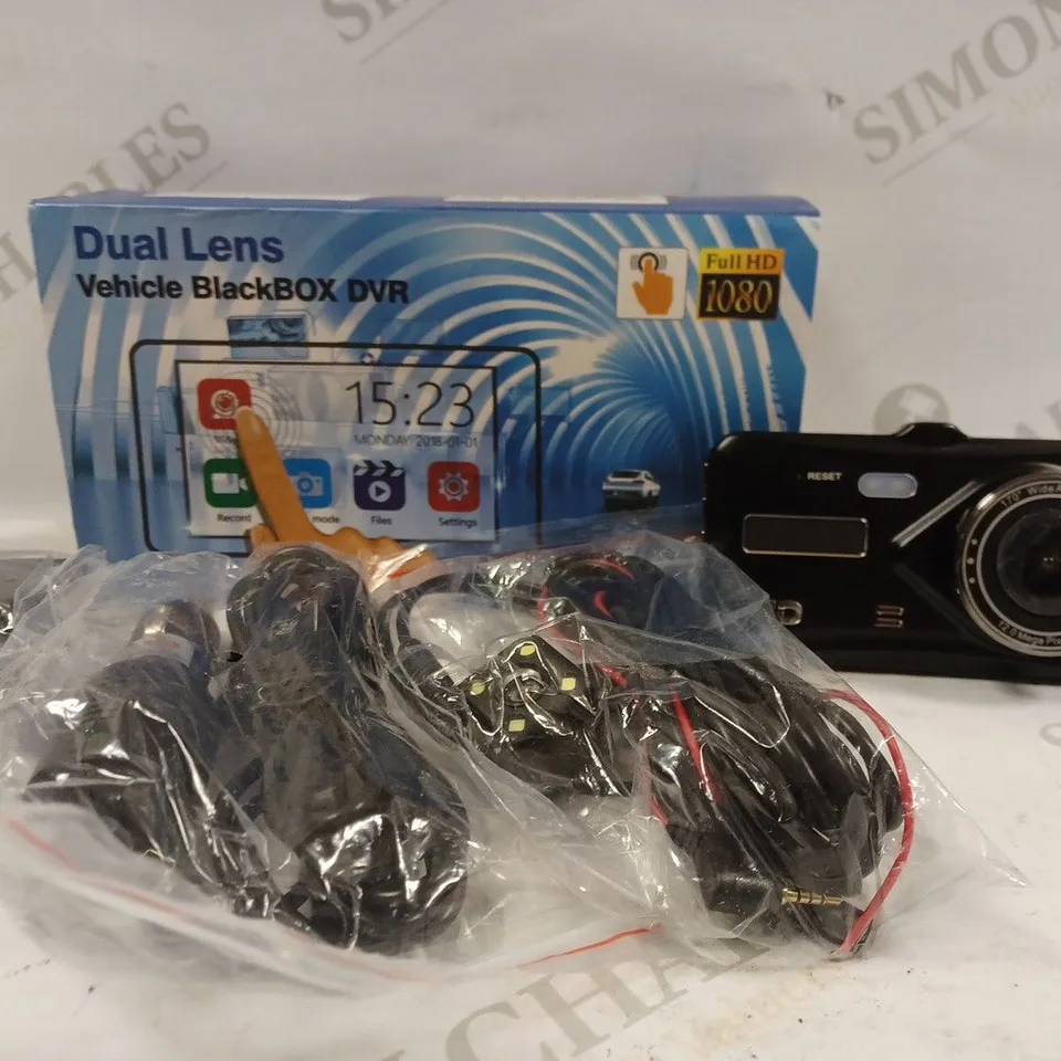 DUAL LENS VEHICLE BLACKBOX DVR