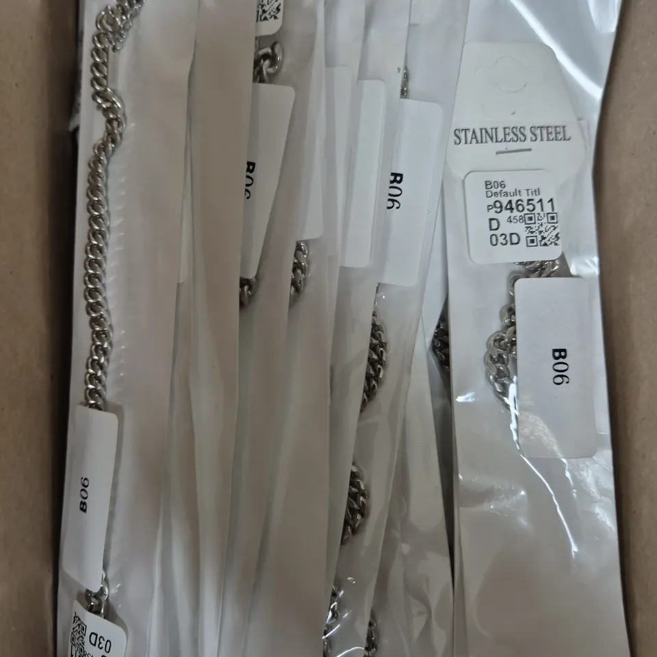 BOX OF APPROXIMATELY 45 YOSITHA CHAINS