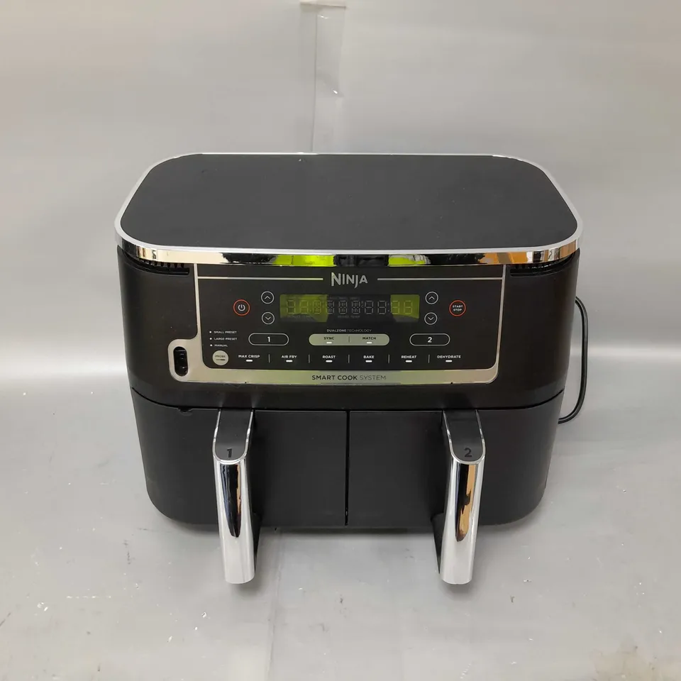 BOXED NINJA FOODI MAX DUALZONE AIR FRYER AF451UK