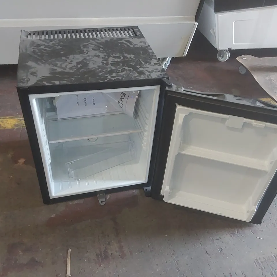 BLIZZARD BMB30 30L MINI BAR FRIDGE