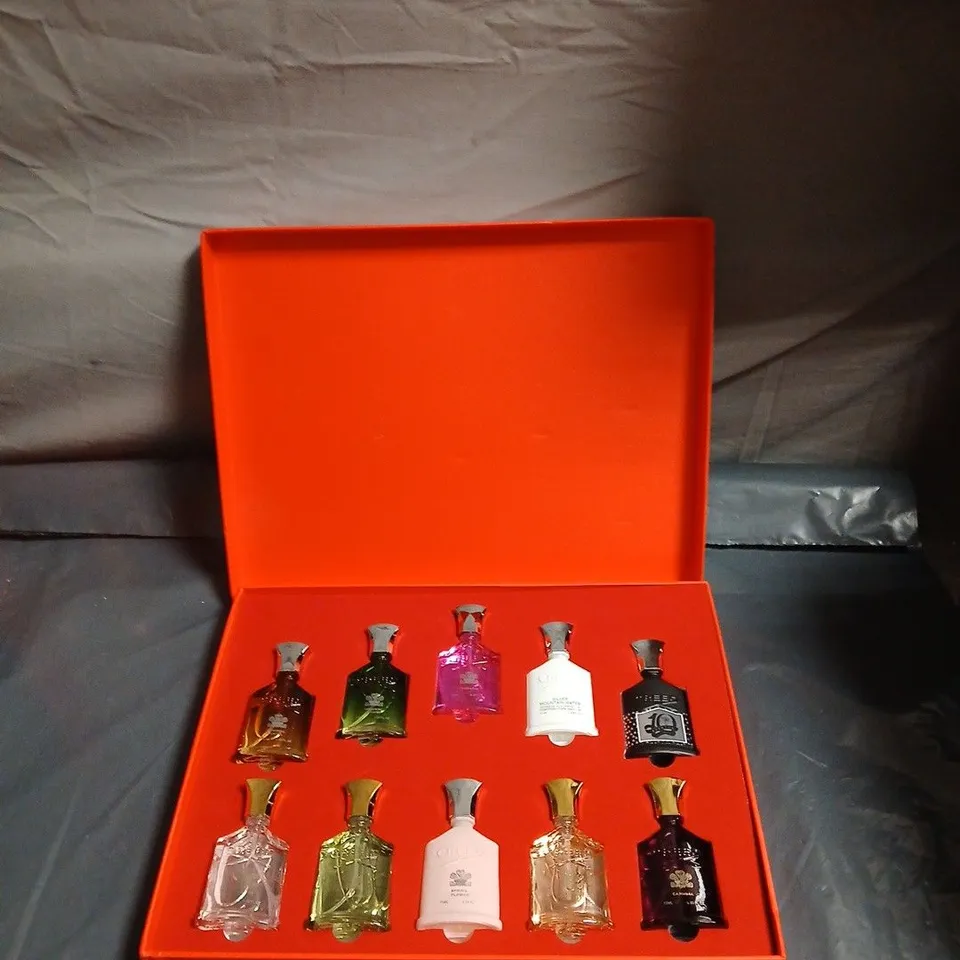 CREED GIFT SET – 10 MINIATURE FRAGRANCES PRESENTATION BOX (CREED CREST 1760)