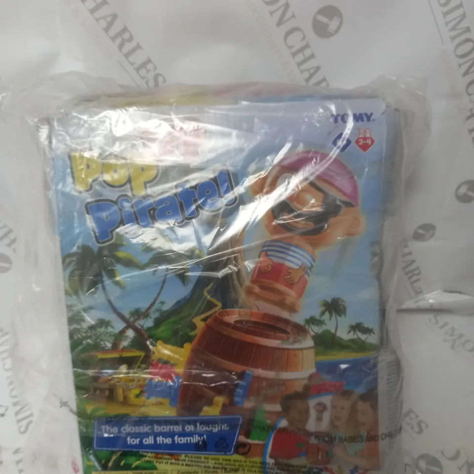 LOT OF 2 POP UP KIDS TOYS TO INCLUDE JURASSIC WORLD AND PIRATES RRP £15.99