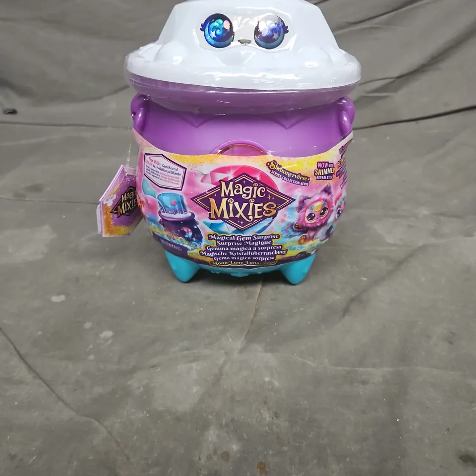 MAGIC MIXIES PURPLE CAULDRON TOY