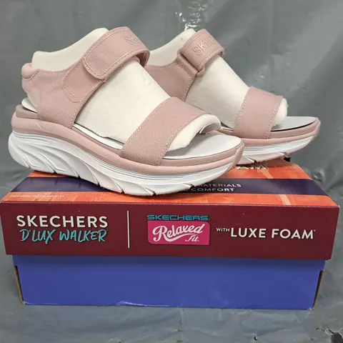 BOXED PAIR OF SKECHERS D'LUX WALKER SANDALS IN PINK SIZE 3
