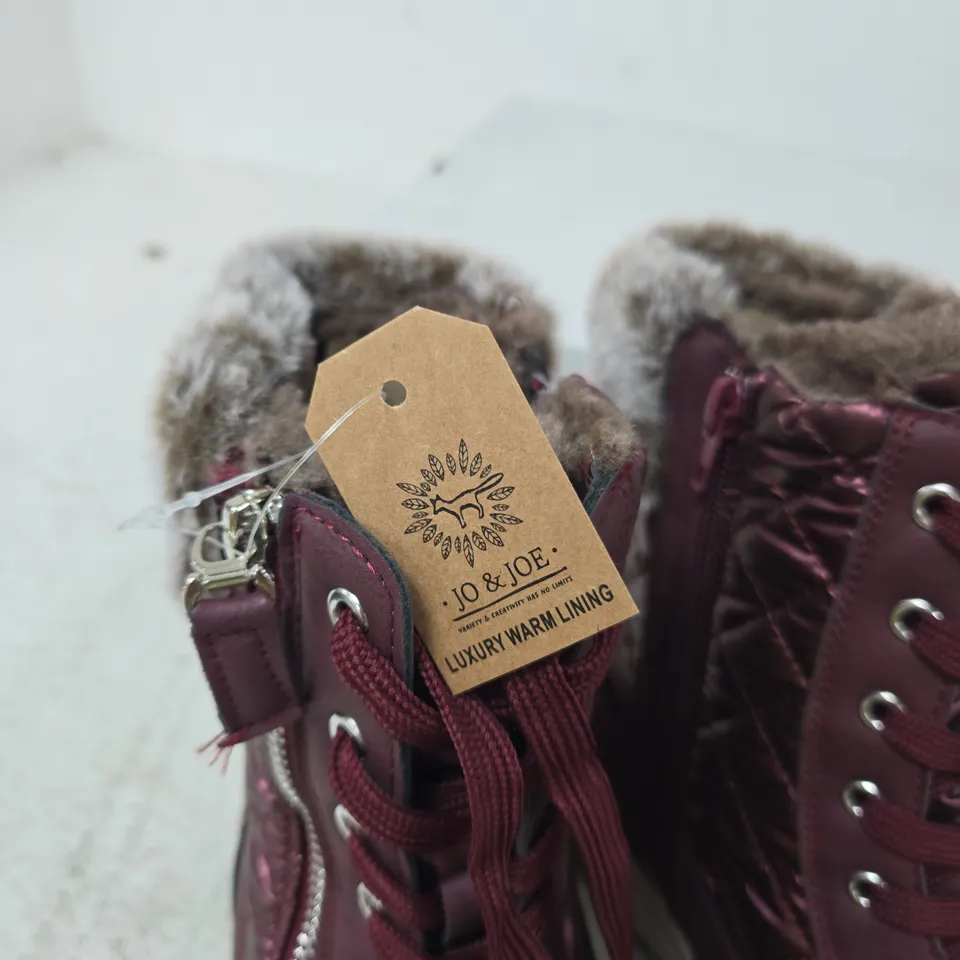 JO & JOE ST. MORITZ BURGUNDY BOOTS WITH LUXURY FUR LINING – UK SIZE 6