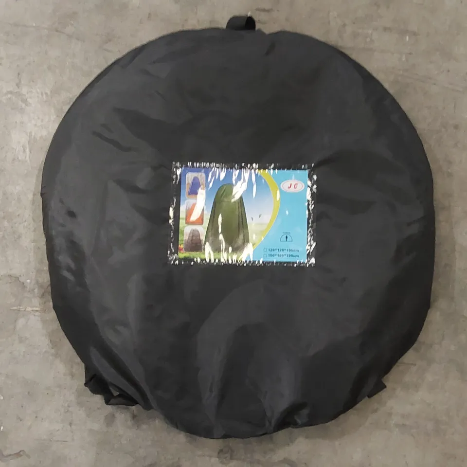 BAGGED POP UP TENT IN BLACK