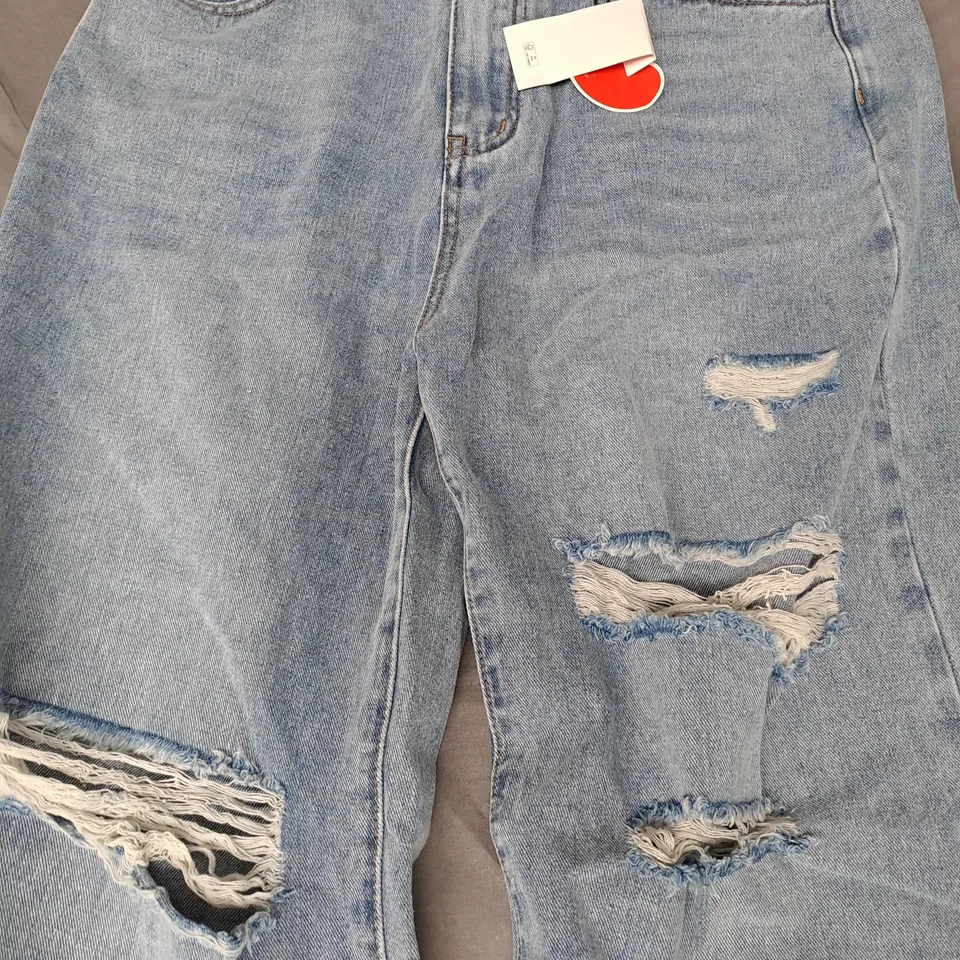 CIDER TORN JEANS IN BLUE SIZE LARGE