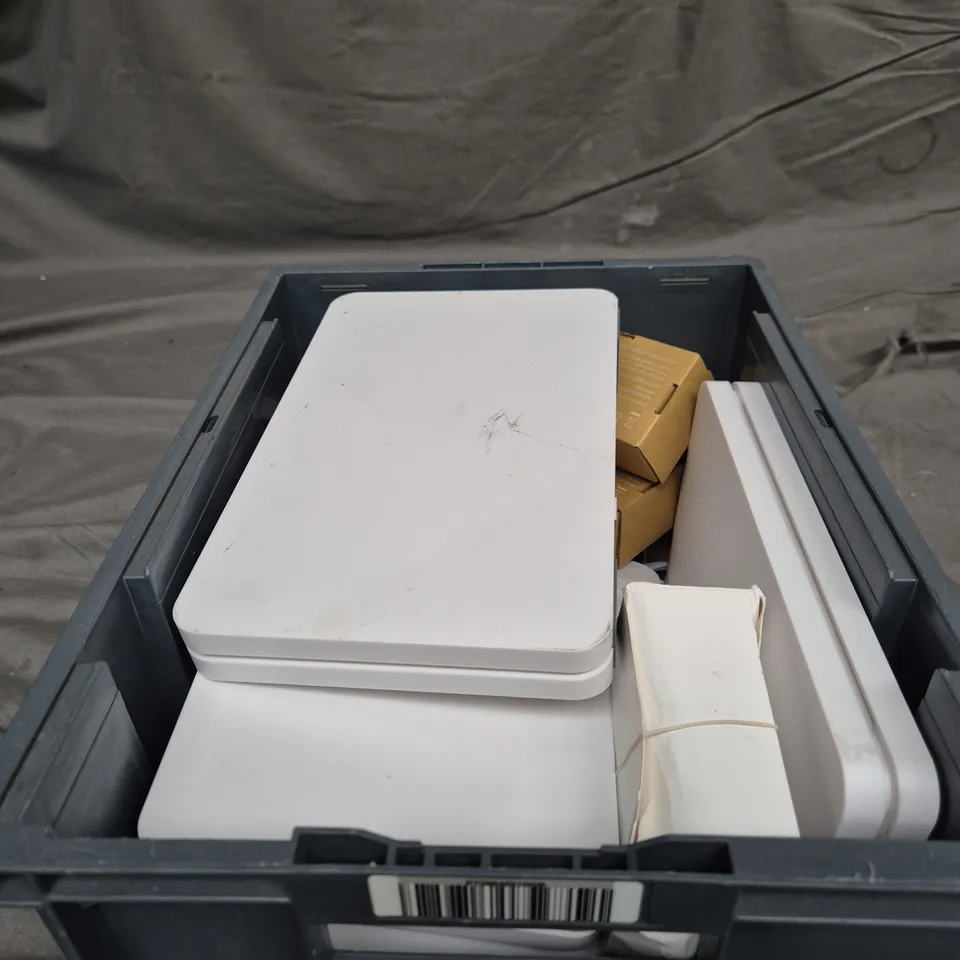 APPROXIMATELY 5 SKY ROUTERS(SR213-FHT) – WHITE, SKY BRAND