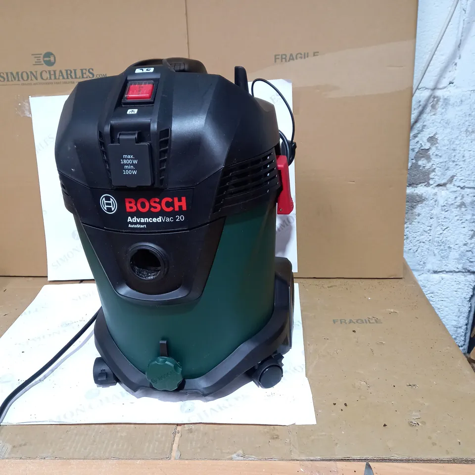 BOSCH ADVANCED VAC 20