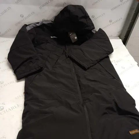 BLACK NIKE LOG WINTER COAT SIZE XL