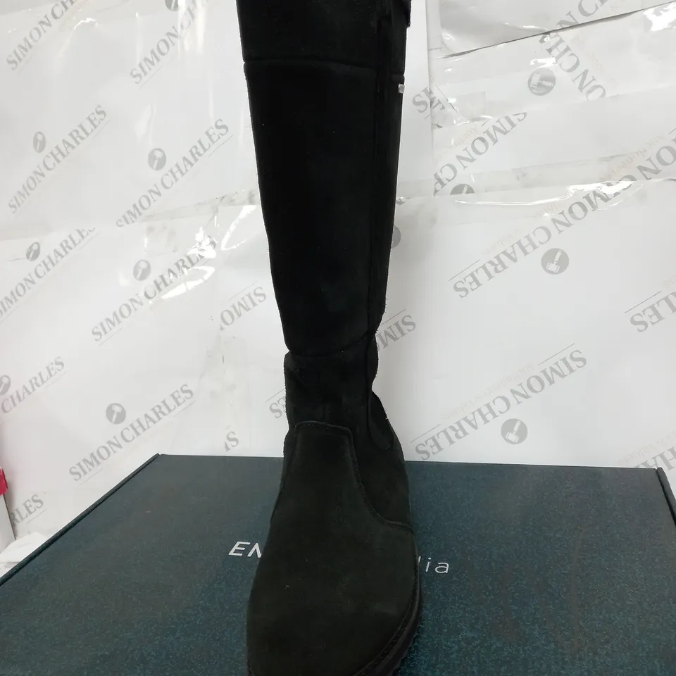 EMU AUSTRALIA "MOONTA" WATERPROOF KNEE LEATHER BOOTS - UK SIZE 7 - BLACK 