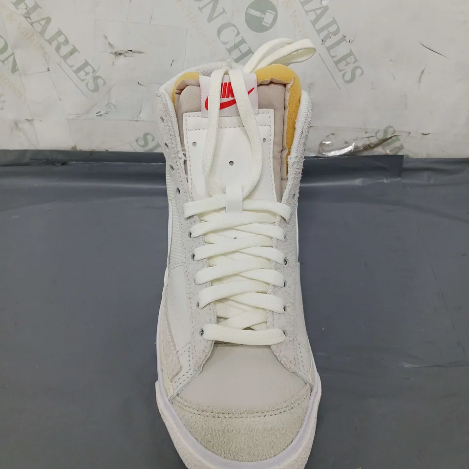 PAIR OF NIKE BLAZER MID 77 PRO CLUB REMASTERED TRAINERS SIZE 6