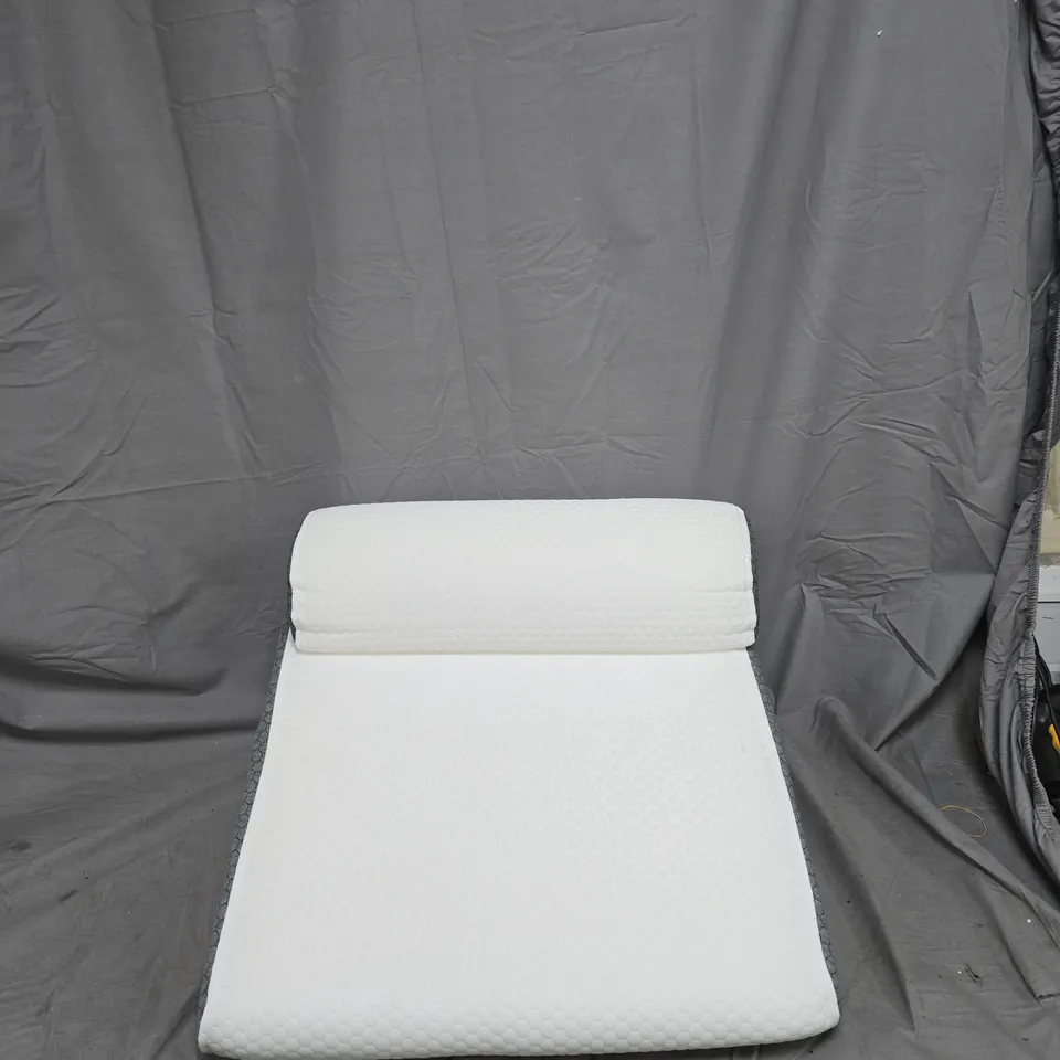 WHITE WEDGE UPHOLSTERY CUSHION WITH INTEGRATED HEADREST