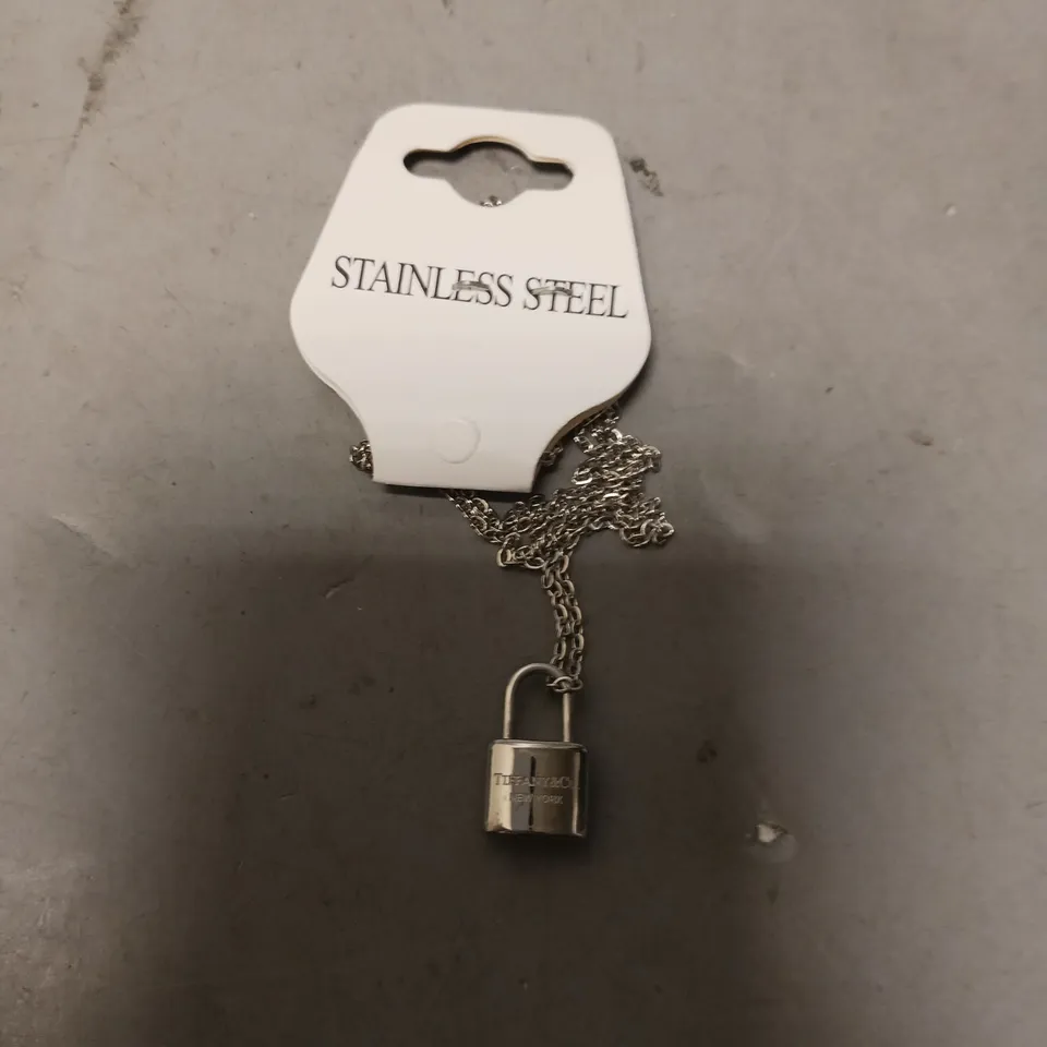 TIFFANY & CO LOCK STAINLESS STEEL NECKLESS