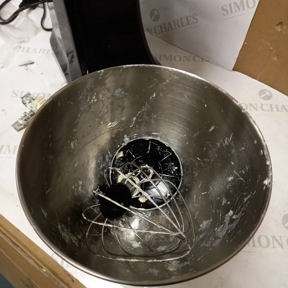 AMAZONBASICS STAND MIXER