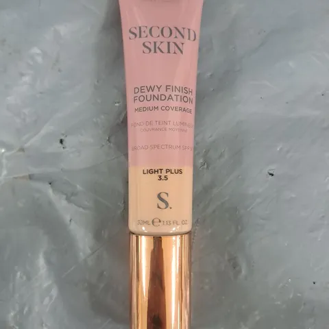 SCULPTED BY AIMEE CONNOLLY SECOND SKIN DEWY FINISH FOUNDATION - LIGHT PLUS 3.5 (32ML)