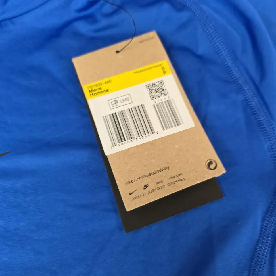 NIKE MEN’S BLUE T‑SHIRT – SIZE M (DRI‑FIT)