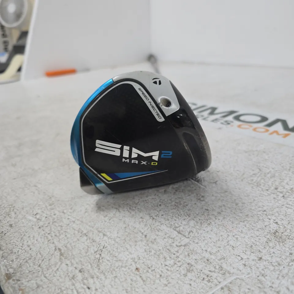 TAYLORMADE SIM MAX-D DRIVER – 9° LOFT, BLUE/BLACK 