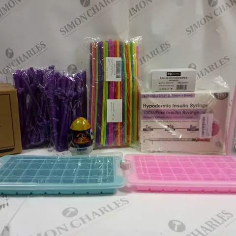 BOX OF APPROX 8 ASSORTED HOUSEHOLD ITEMS TO INCLUDE STRAWS, HYDODERMIC INSULIN SYRINGES, SNOW CASTLE, ETC