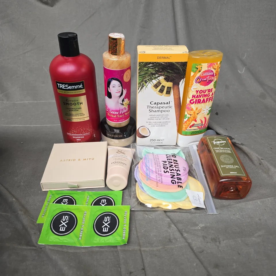 APPROXIMATEY 20 HEALTH AND BEAUTY PRODUCTS TO INCLUDE - SHAMPOO'S, CONDOMS AND CLEANSING PADS