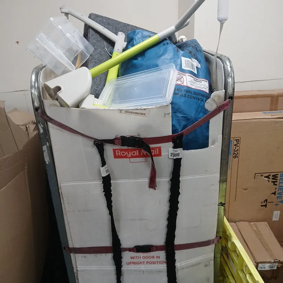 CAGE OF APPROXIMATELY 10 ASSORTED ITEMS INCLUDING RESTAURANT CHARCOAL, A TABLE AND A PILLOW