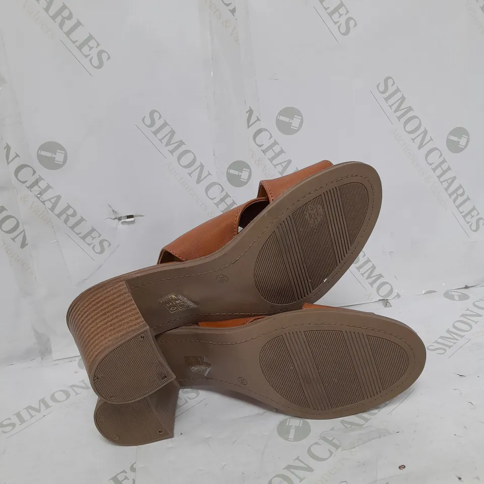 MODA BROWN SANDALS SIZE SIZE 4