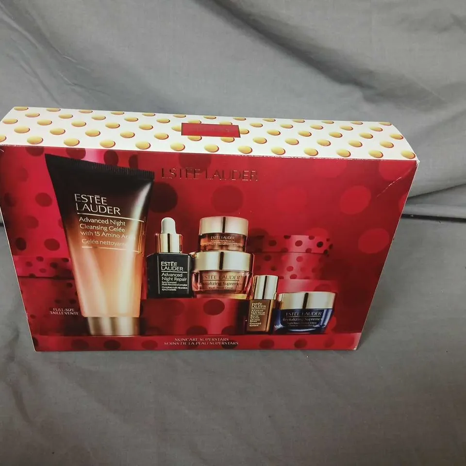 ESTÉE LAUDER SKINCARE GIFT SET – ADVANCED NIGHT REPAIR & MORE