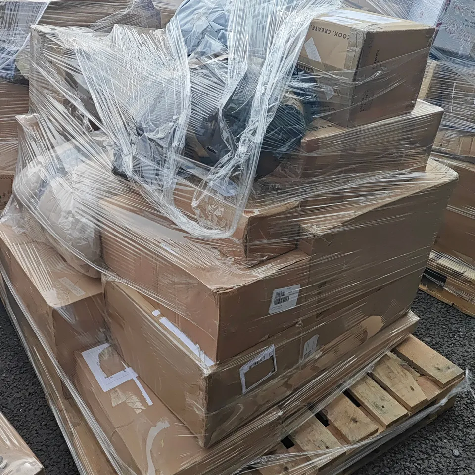 PALLET OF APPROXIMATELY 22 ASSORTED HOUSEHOLD ITEMS TO INCLUDE SHARK AND COZEE HOME