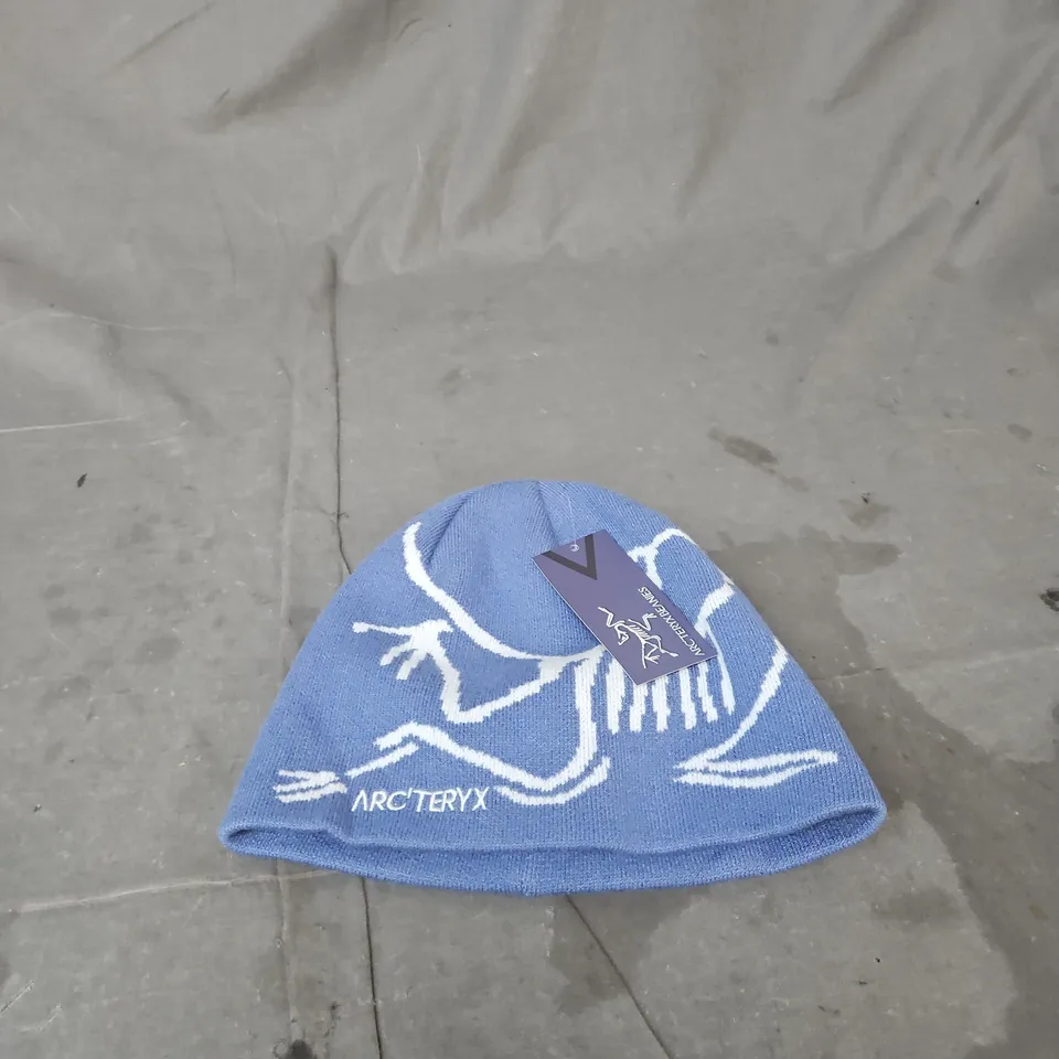 ARC'TERYX BEANIE WITH TAGS