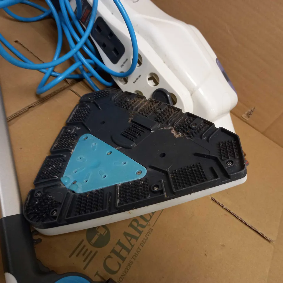 VAX STEAM FRESH COMBI CLASSIC VACUUM CLEANER