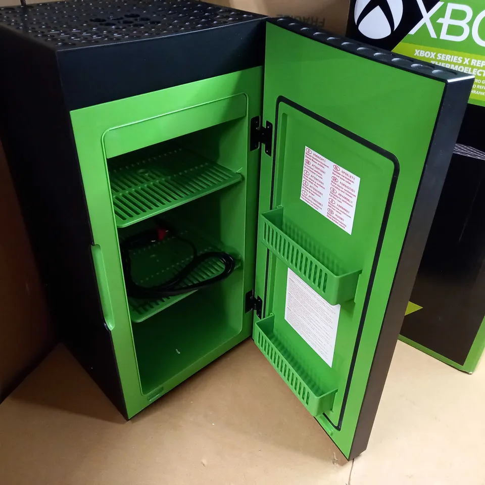 BOXED X-BOX SEIRES X REPLICA MINI FRIDGE