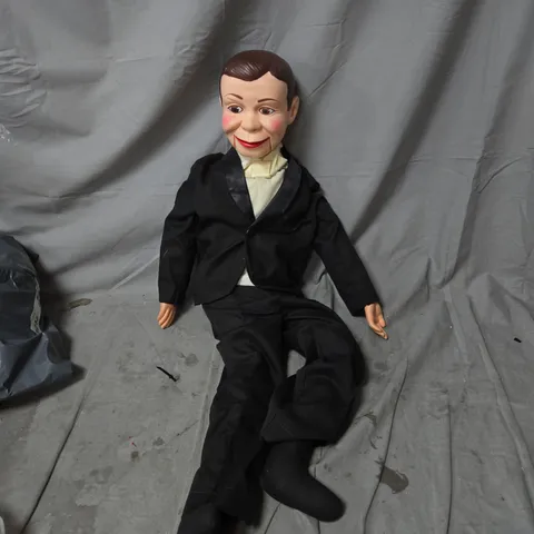 VINTAGE VENTRILOQUIST DUMMY IN BLACK SUIT