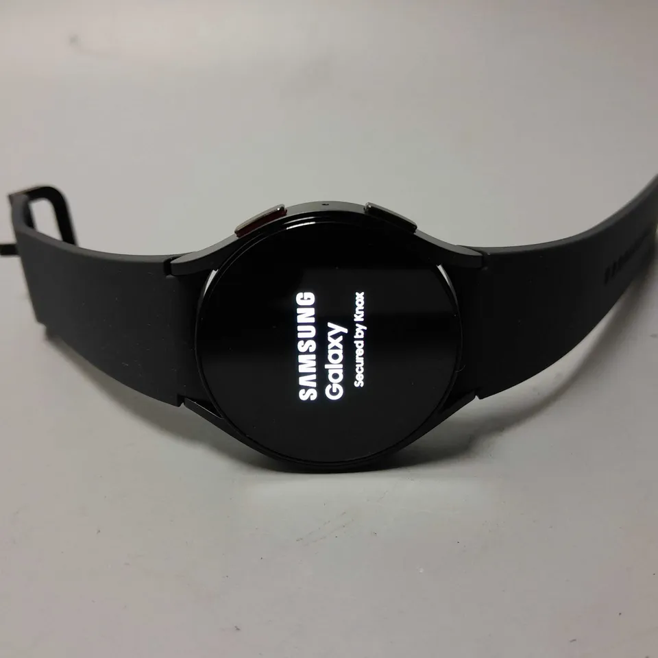 BOXED SAMSUNG GALAXY WATCH6