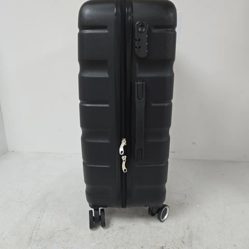 DENWUD HARD-SHELL SUITCASE – BLACK, FOUR-WHEEL SPINNER 24"