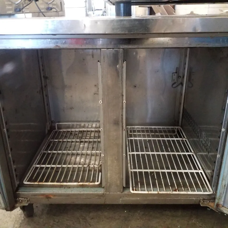 POLAR GN2100TN 2 DOOR REFRIGERATED COUNTER