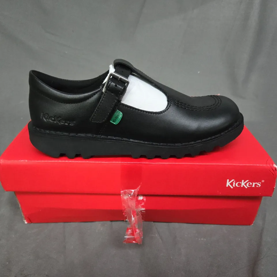 KICKERS - KIDS KICK T LEATHER SHOES - BLACK - SIZE 37