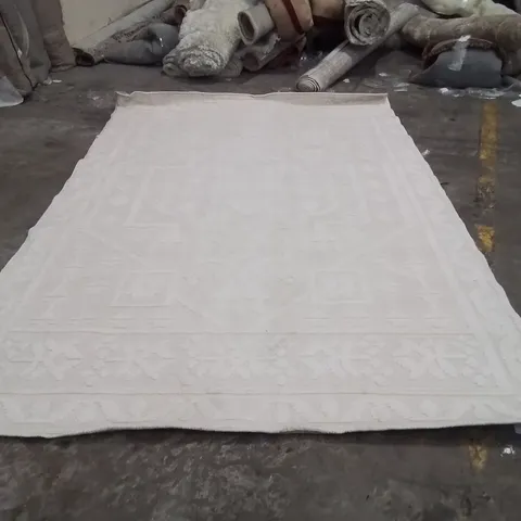 QUALITY DESIGNER AREA RUG - APPROXIMATELY 310X200