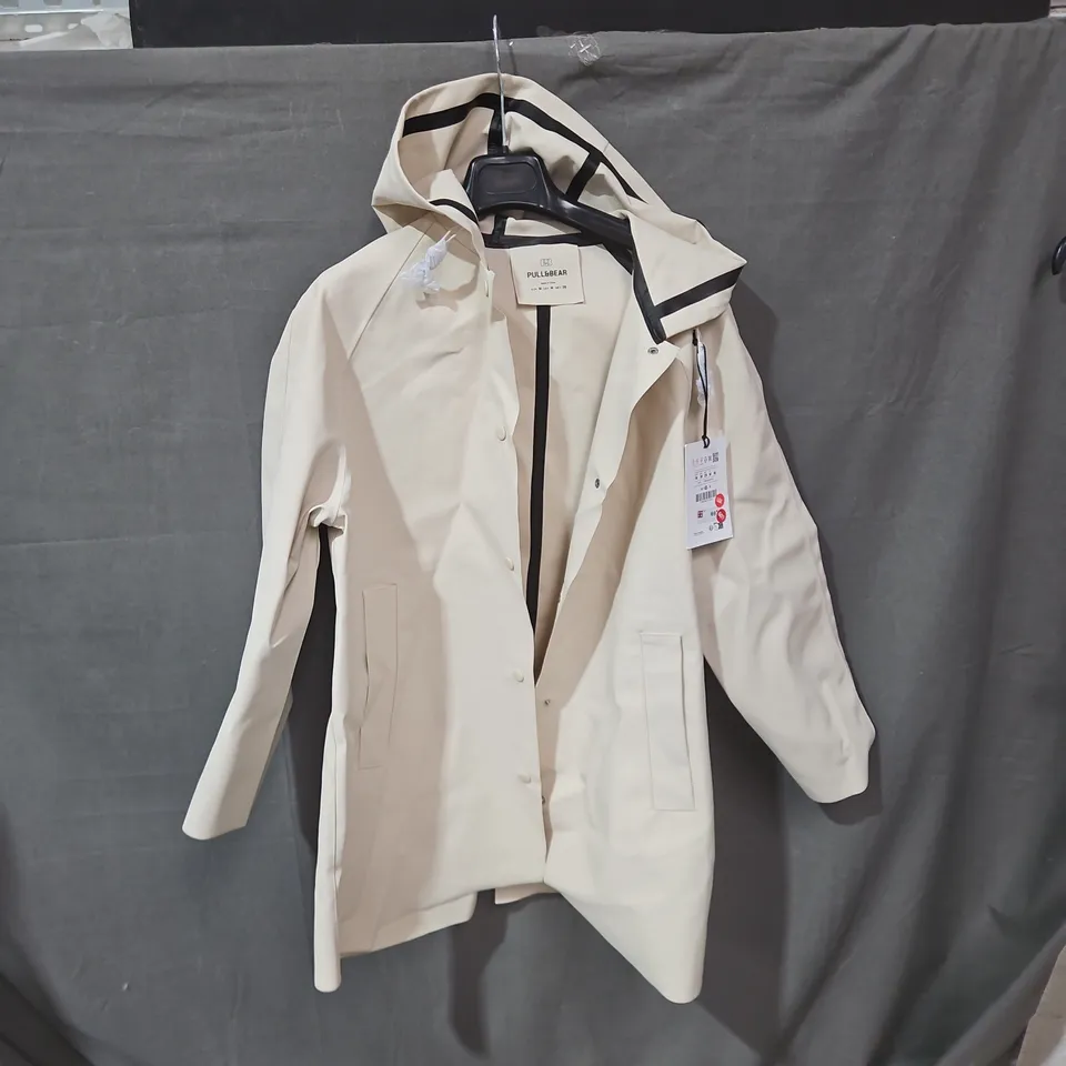 PULL&BEAR BEIGE LONG COAT – SIZE M (EU M / US M)