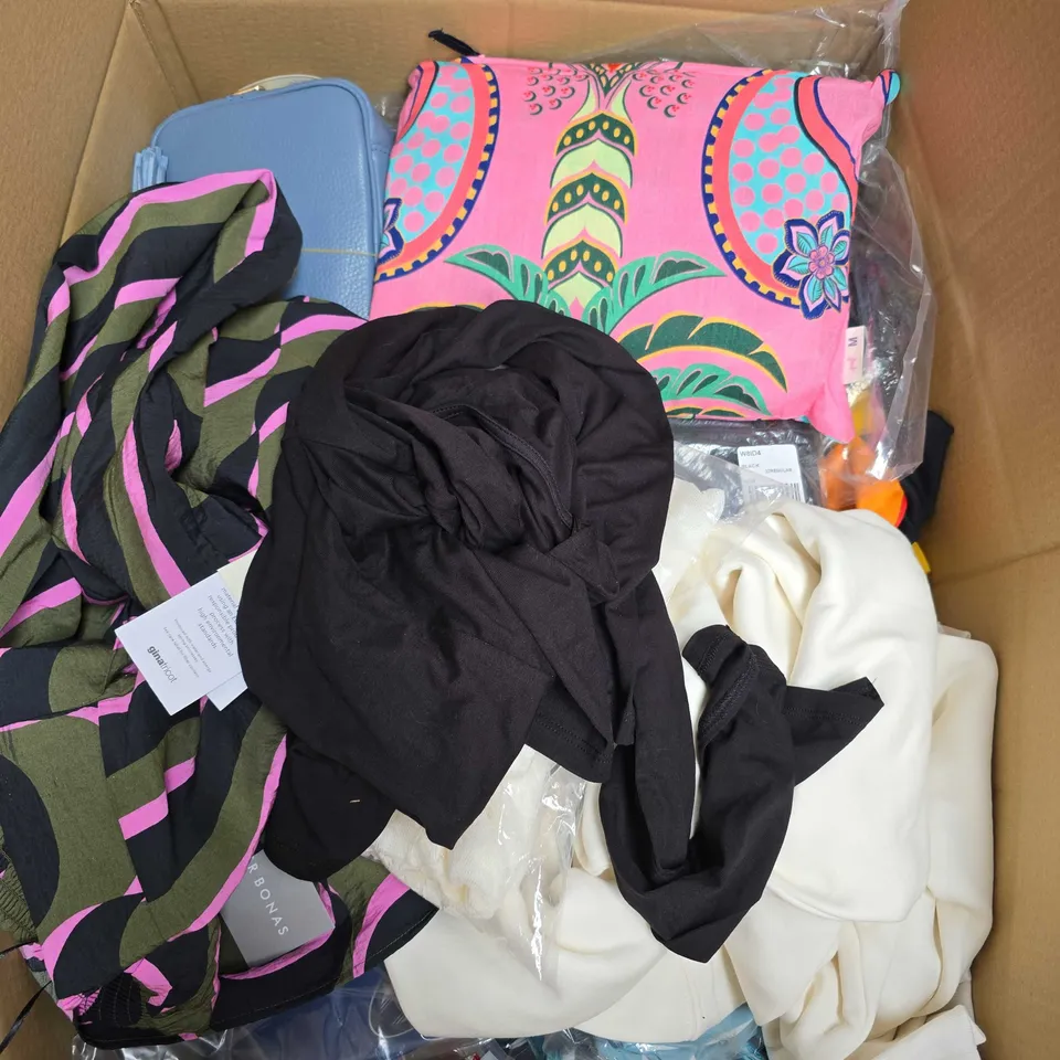 LARGE BOX OF APPROXIMATELY 20 ASSORTED CLOTHING ITEMS IN VARIOUS SIZES, STYLES AND COLOUR 