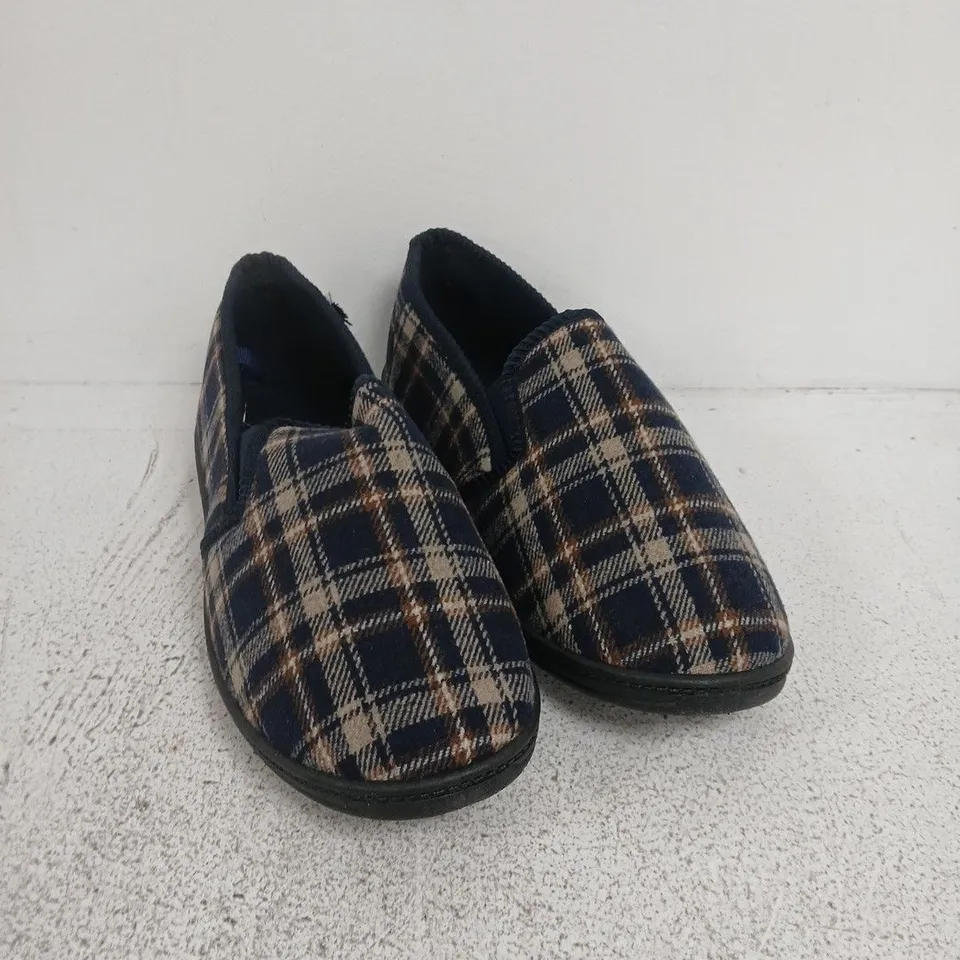 JO & JOE CARL NAVY PLAID SLIP-ON SHOES – UK 8
