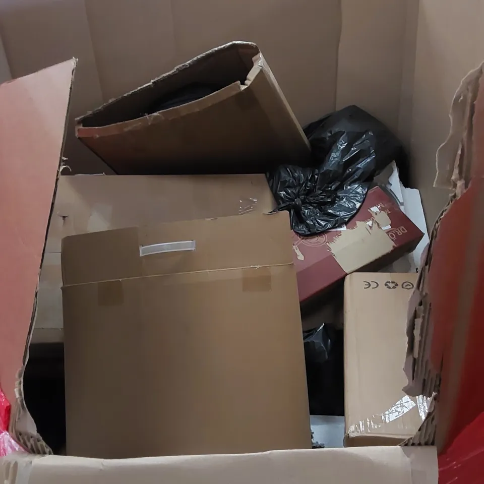 PALLET CONTAINING HOUSEHOLD AND CONSUMER PRODUCTS. INCLUDES AREA RUG, TENT, TV STAND, BOXED FURNITURE ETC 
