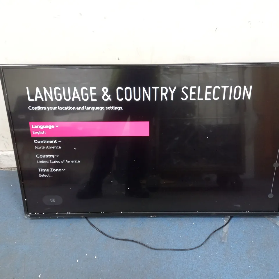 LG 43SM5KC 43" SIGNAGE DISPLAY DIGITAL SCREEN - COLLECTION ONLY