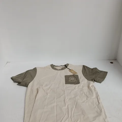 SANDBANKS CONTRAST POCKET T-SHIRT β STONE β XL