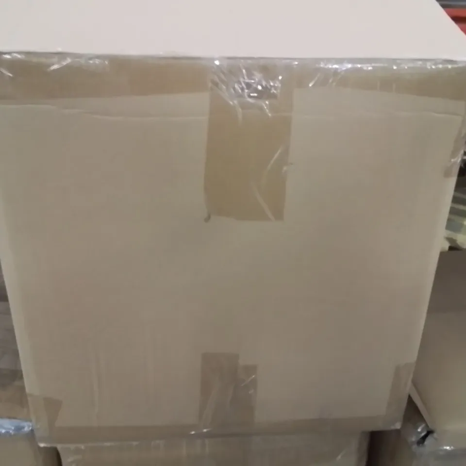 LARGE BOX CONTAINING ASSORTED CAR MULTIMEDIA SYSTEM INTERFACES // MODELS VARY