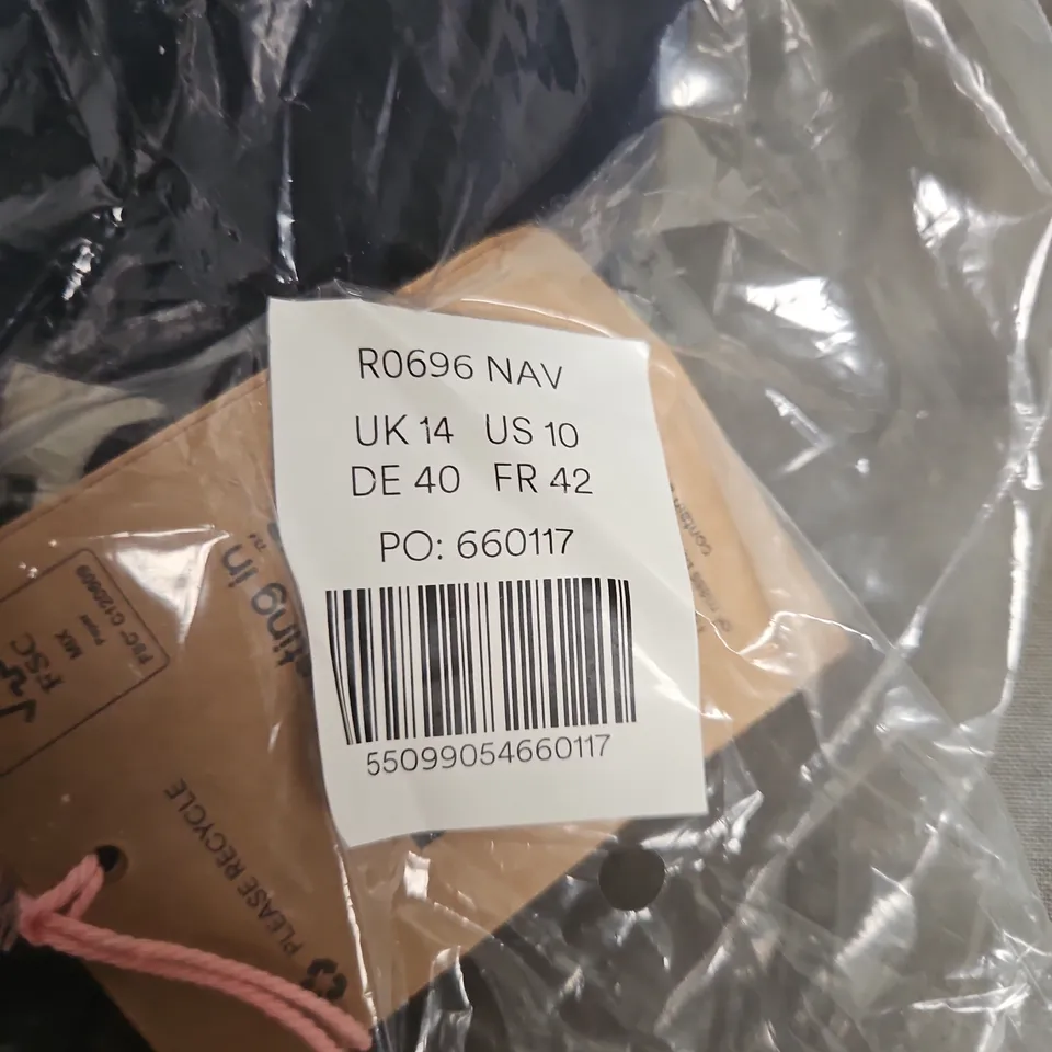 BODEN WOMEN'S NAVY GARMENT (UK 14) – R0696 NAV