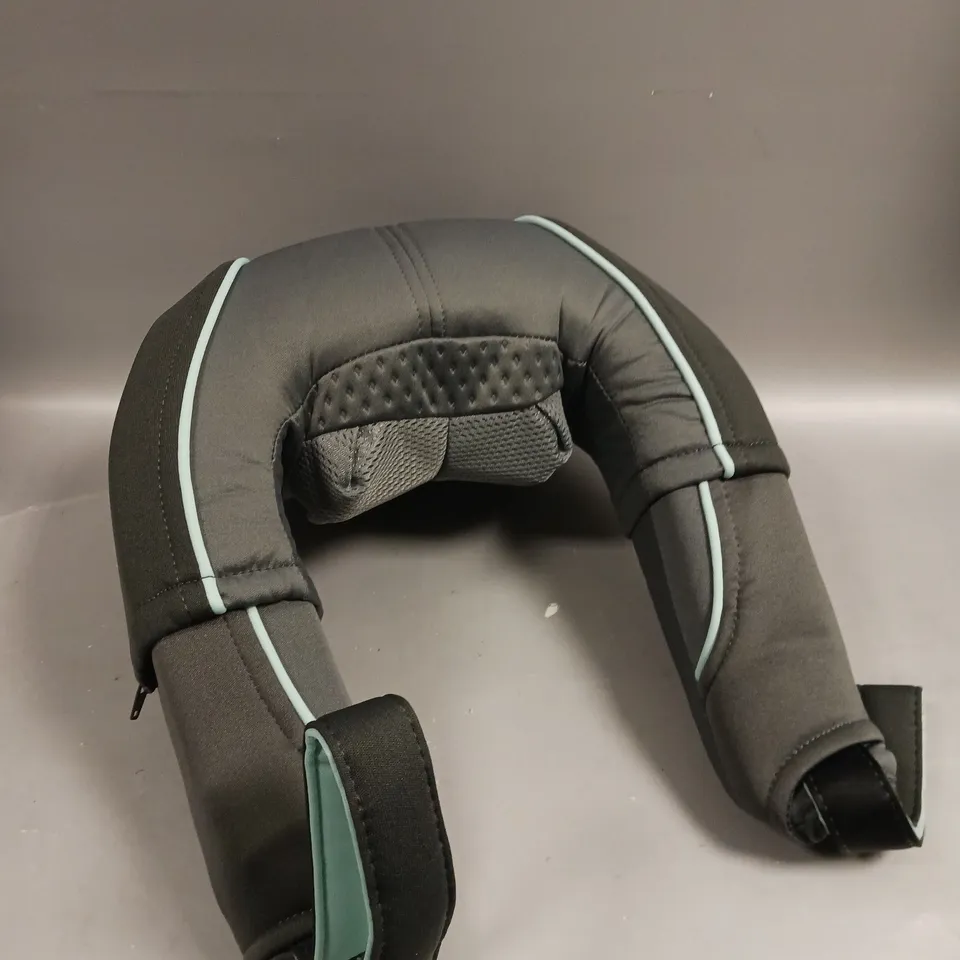 BOXED HOMEDICS SHIATSU NECK MASSAGER WITH HEAT